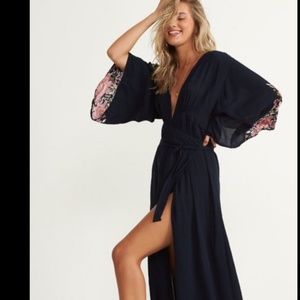 Billabong Robe Life Kimono Wrap Midi Dress